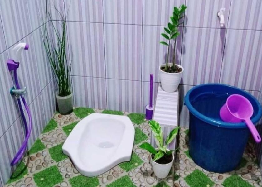 Kamar Mandi dengan Motif Alami yang Unik