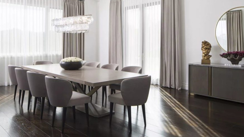 Desain Rumah Makan Modern Hiasan Patung