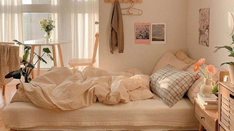 Foto Kamar Aesthetic Warm Woody