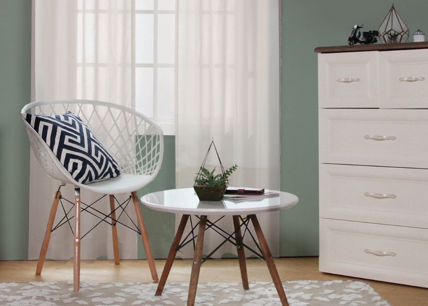 Kursi Scandinavian Elegan