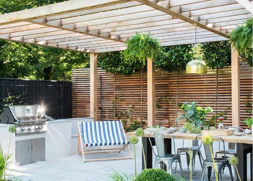 Kanopi Pergola untuk Dapur Terbuka