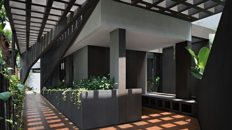 Desain Kanopi Kotak-Kotak pada Teras Rumah