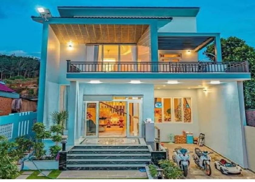 Model Teras Dak di Rumah Minimalis Industrial