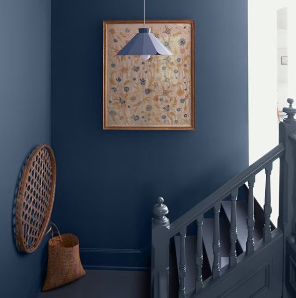 Cat Rumah Minimalis Warna Biru Navy Gelap