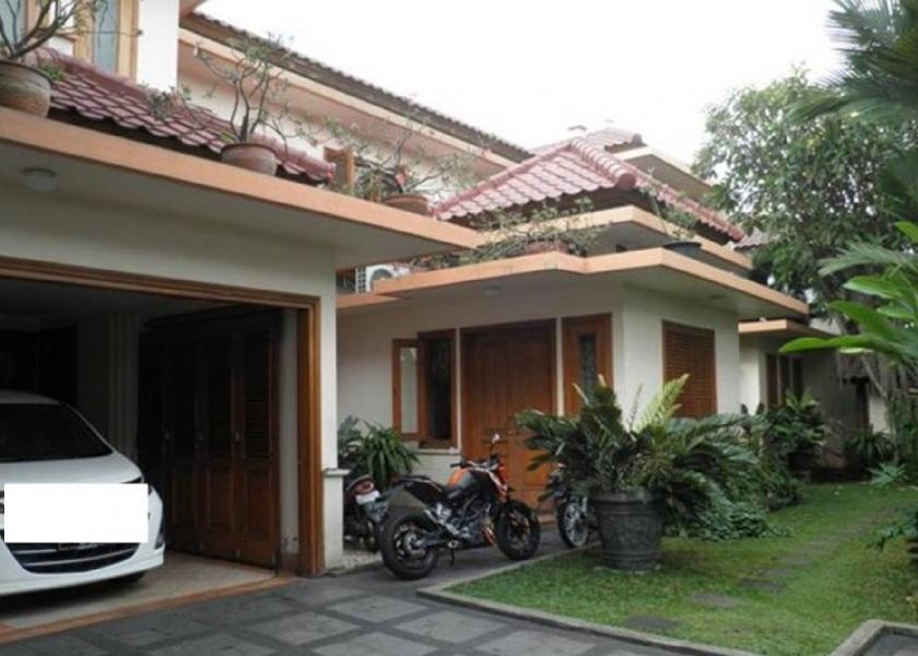 Garasi Mobil Minimalis untuk Tingkatkan Tampilan Fasad