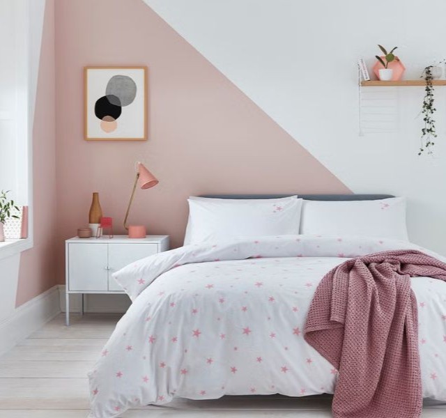 Desain Kamar Anak Perempuan Pink Minimalis Simple