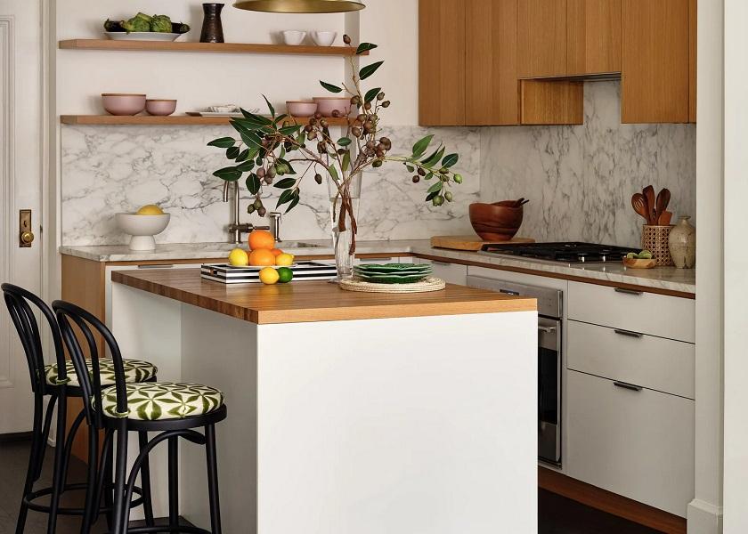 Model Dapur Minimalis Modern dengan Backsplash Reflektif