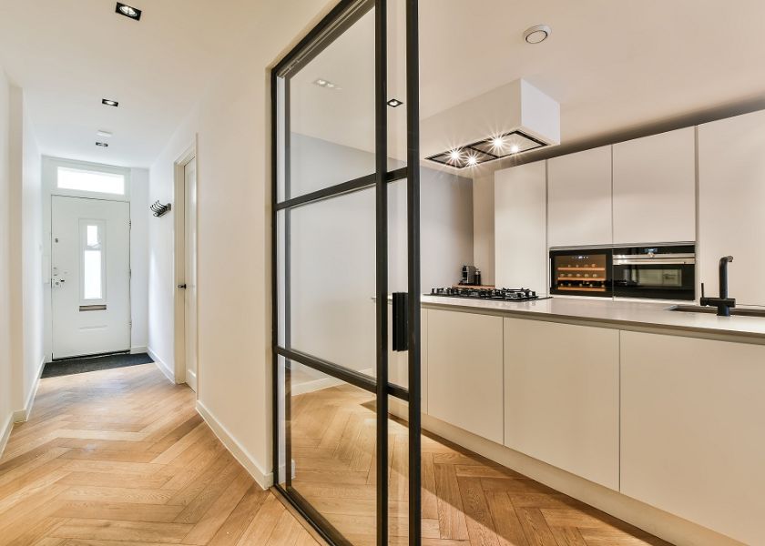 Partisi Dapur Bersih dan Dapur Kotor