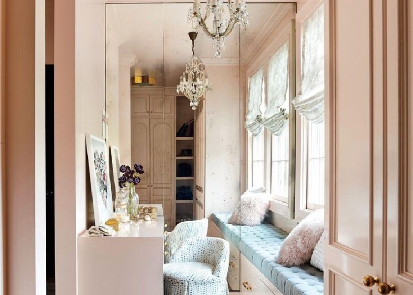 Cat Rumah Elegan Pink Lembut nan Menenangkan