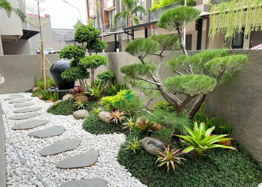 Desain Taman Depan Rumah dengan Batu Koral