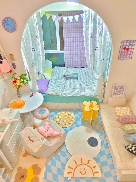 Kamar Aesthetic Perempuan dengan Palet Warna Lembut