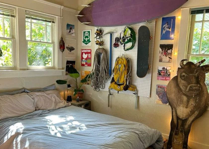 Kamar Estetik Cowok Gaya Modern Sporty