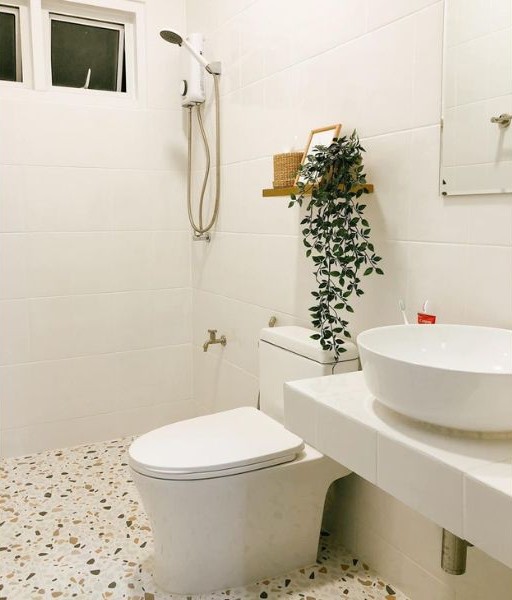 Kamar Mandi Simple yang Budget Friendly