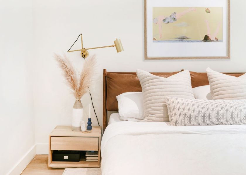 Kamar Tidur Minimalis 2x3 dengan Dekorasi Sederhana