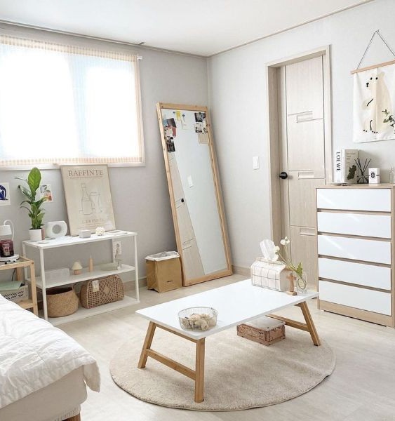 Desain Kamar Tidur Sederhana dengan Meja Belajar Lipat