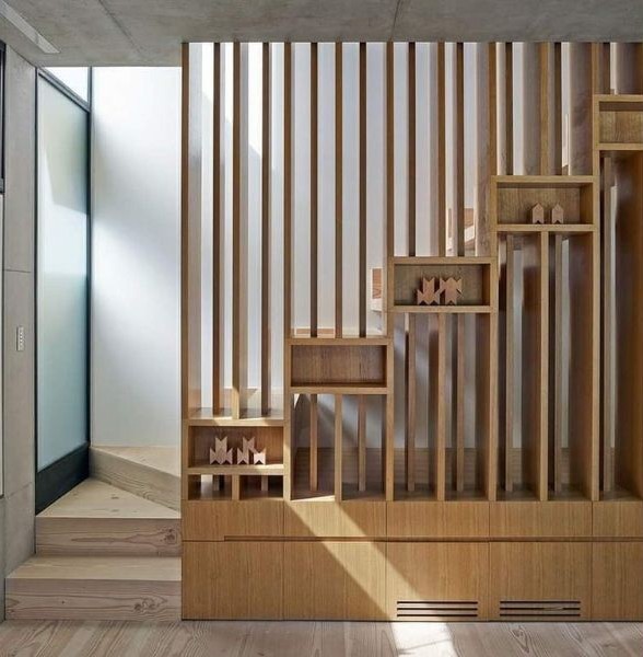 Railing Tangga Minimalis Kayu Partisi