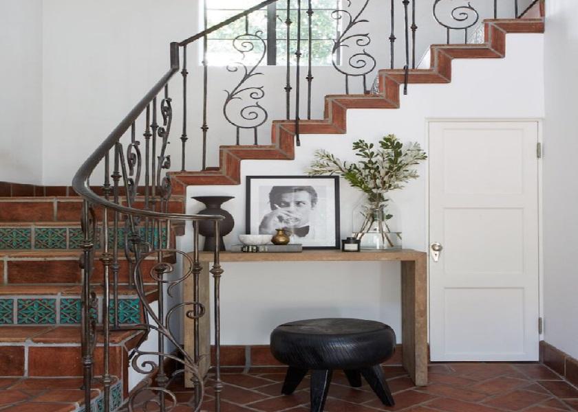 Railing Tangga Wrought Iron